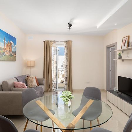 Edka Suites - Modern Sunlit 2Bd Apartments With Balconies - Close To Sliema Promenade, St Julian'S & St Georges Bay Gzira Extérieur photo