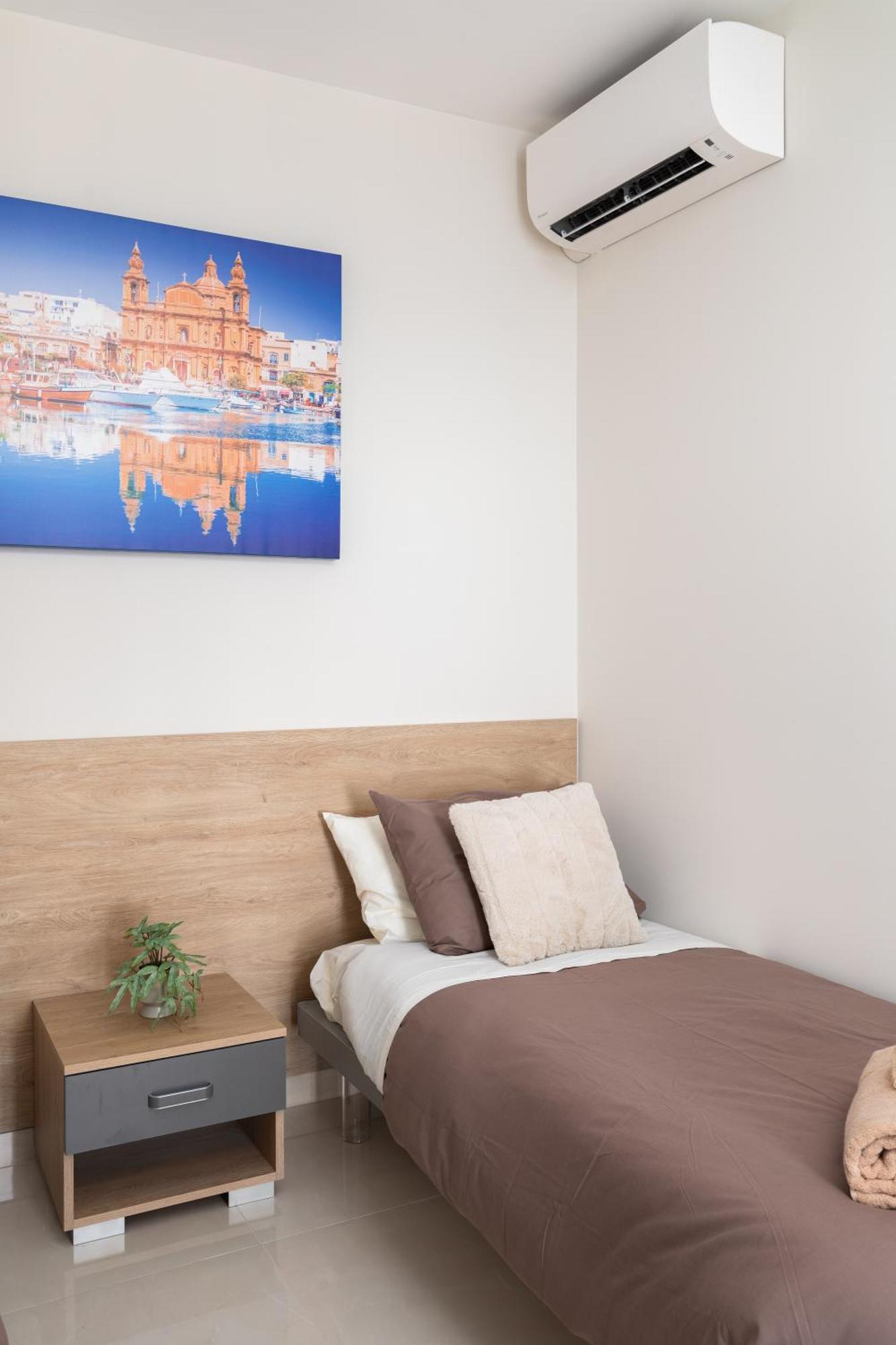 Edka Suites - Modern Sunlit 2Bd Apartments With Balconies - Close To Sliema Promenade, St Julian'S & St Georges Bay Gzira Extérieur photo