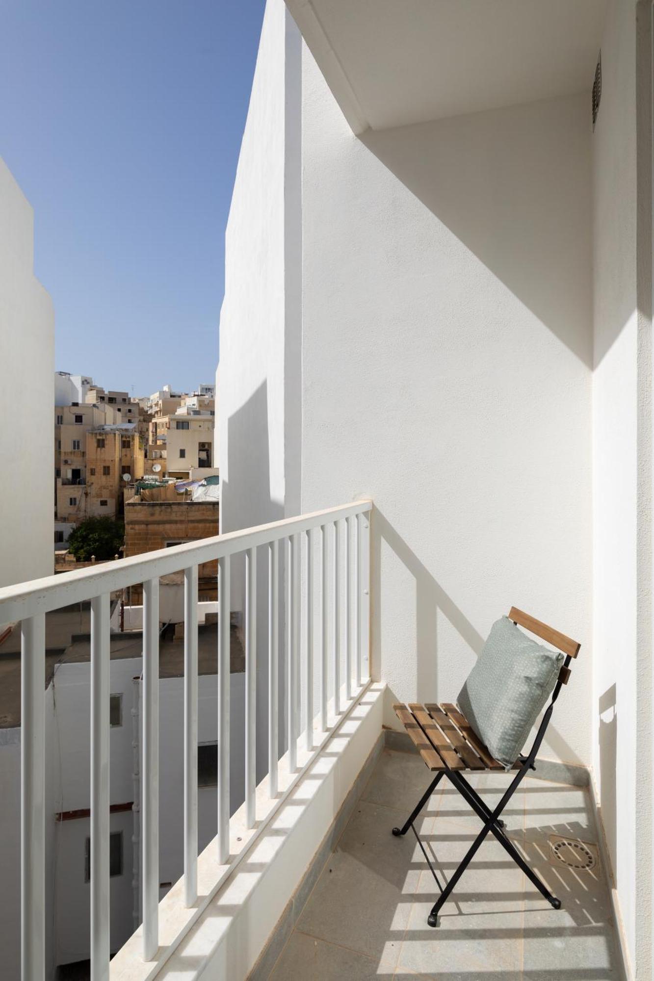 Edka Suites - Modern Sunlit 2Bd Apartments With Balconies - Close To Sliema Promenade, St Julian'S & St Georges Bay Gzira Extérieur photo