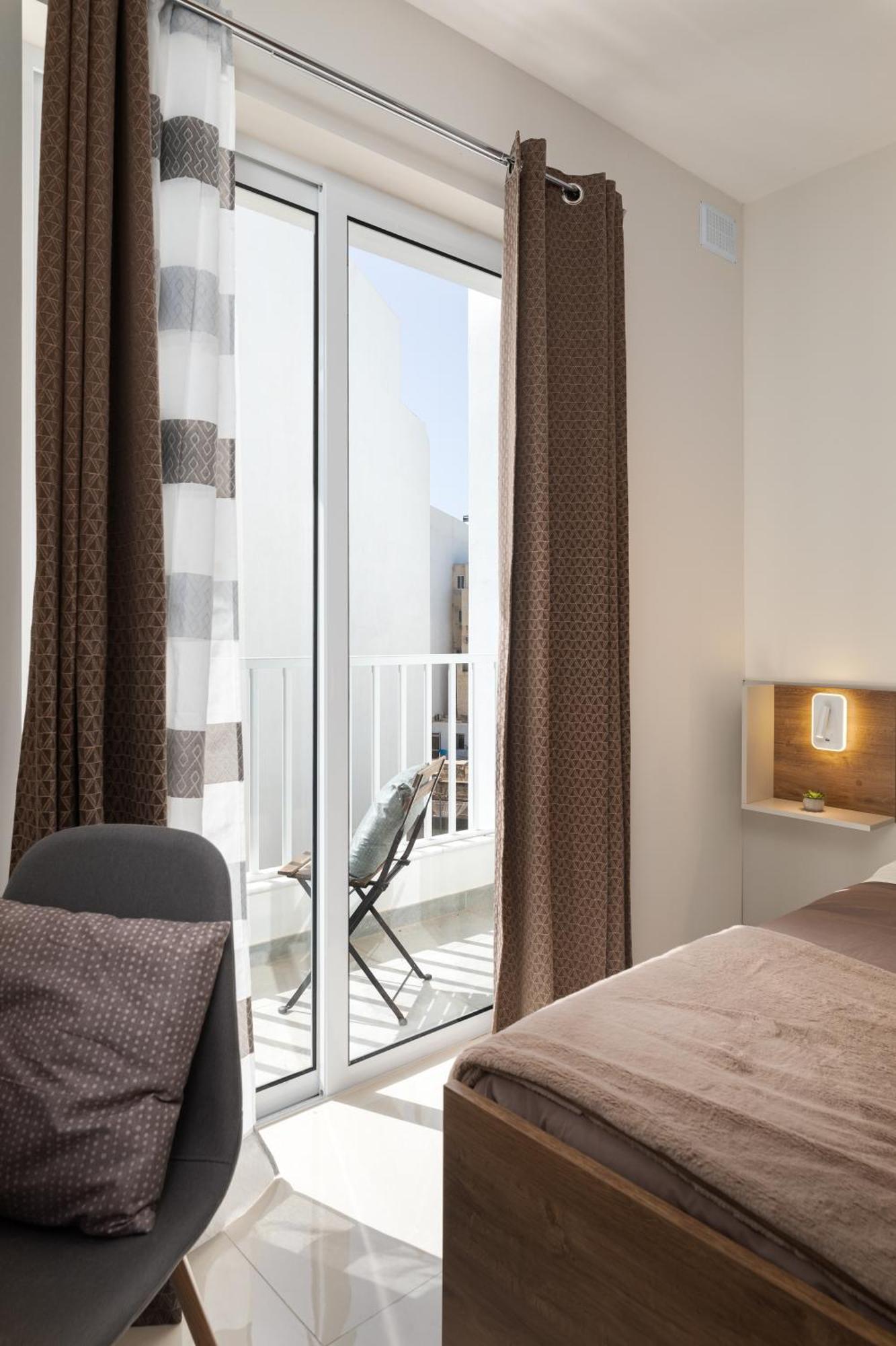 Edka Suites - Modern Sunlit 2Bd Apartments With Balconies - Close To Sliema Promenade, St Julian'S & St Georges Bay Gzira Extérieur photo