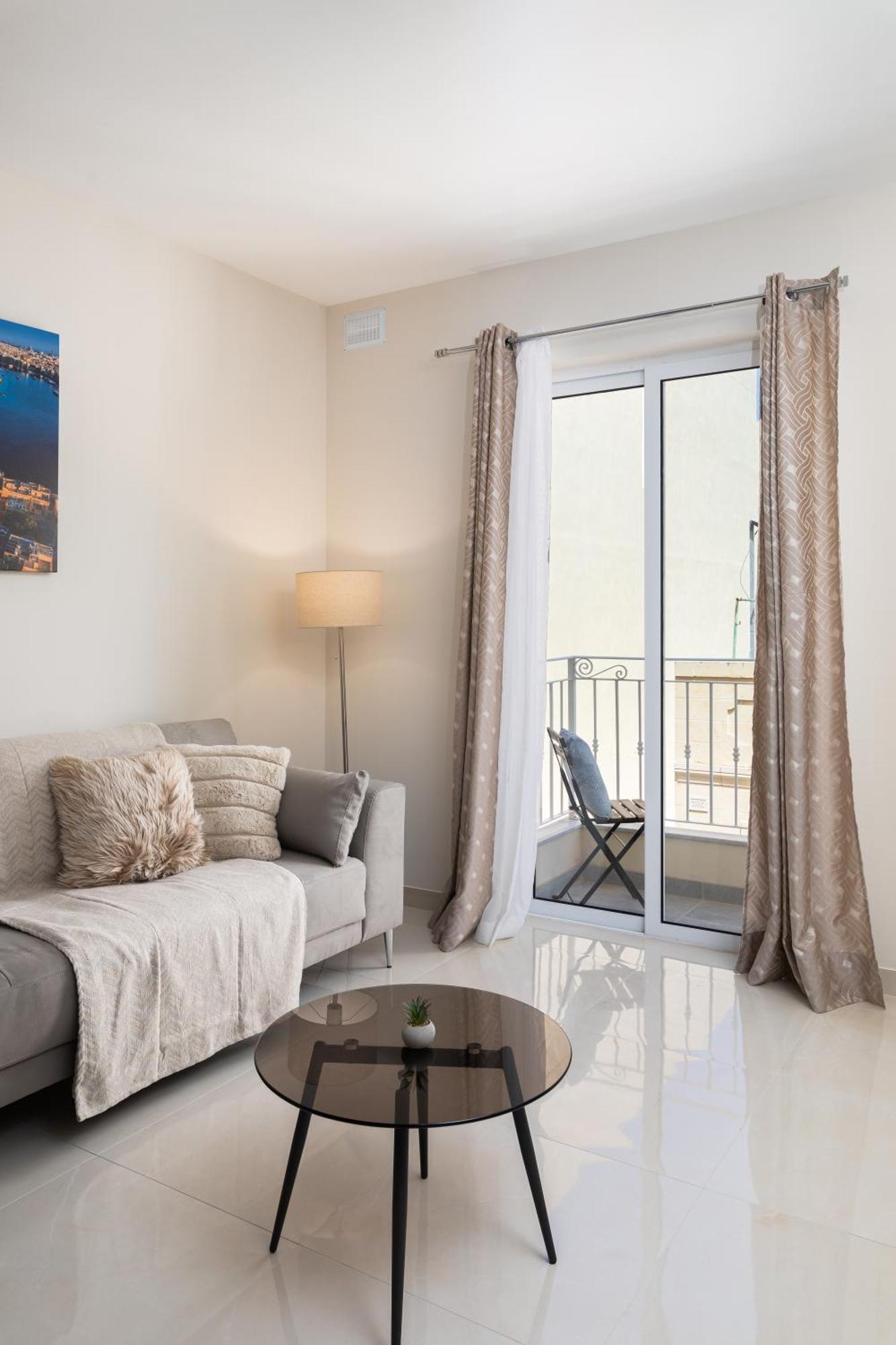 Edka Suites - Modern Sunlit 2Bd Apartments With Balconies - Close To Sliema Promenade, St Julian'S & St Georges Bay Gzira Extérieur photo